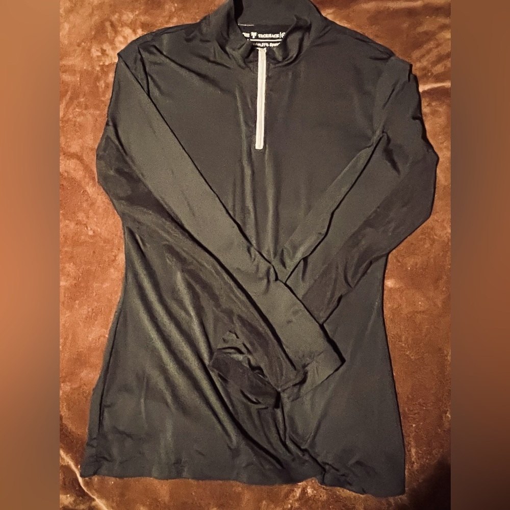Black Tackhack sunshirt. XL